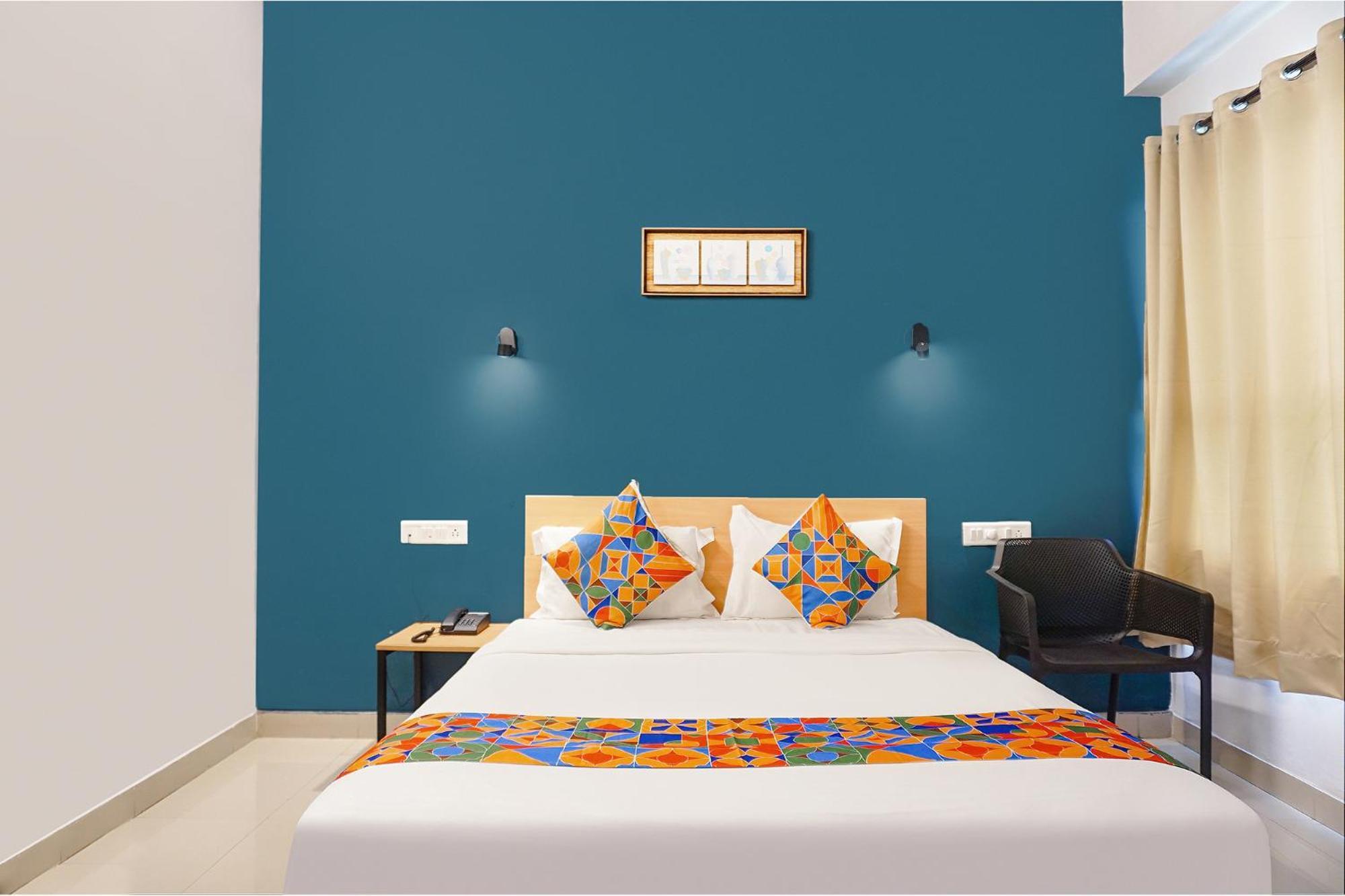 Fabhotel Aura Homes - Nr Khandoba Mandir Pimpri-Chinchwad Exterior photo