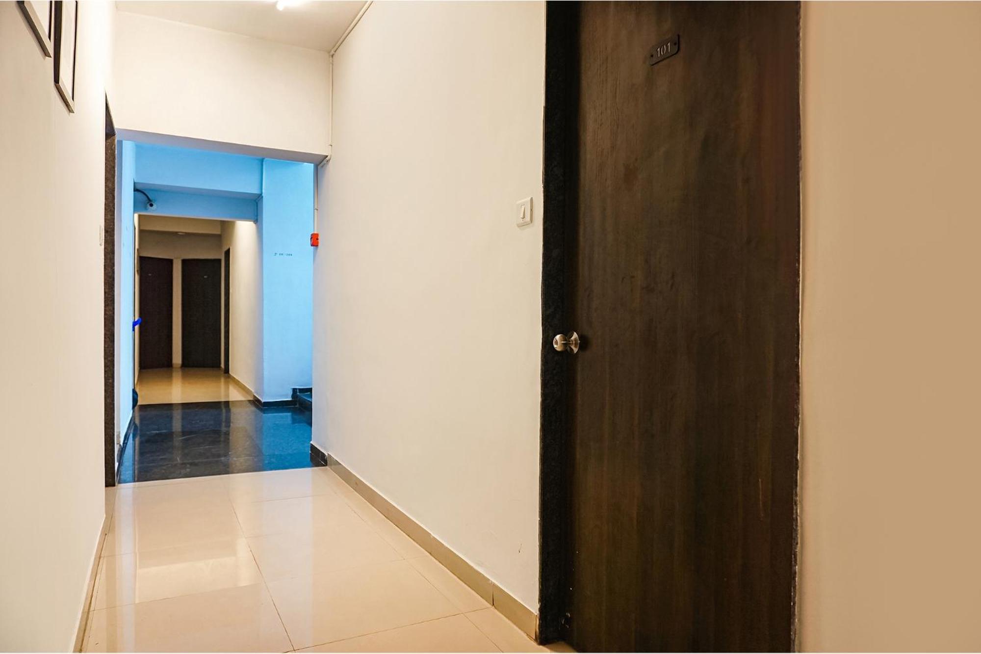 Fabhotel Aura Homes - Nr Khandoba Mandir Pimpri-Chinchwad Exterior photo